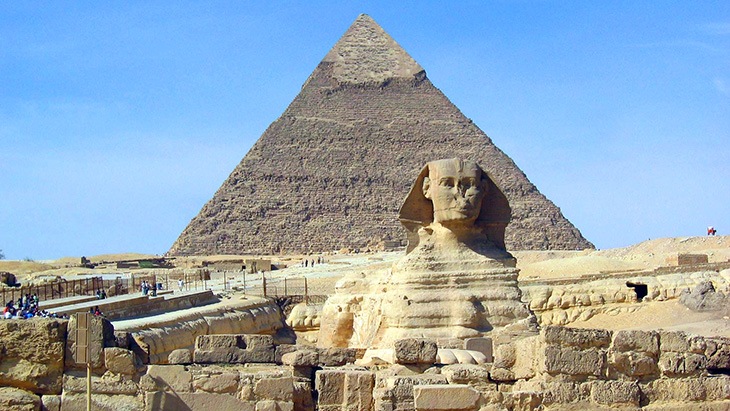 Rachefova pyramida se Sfingou